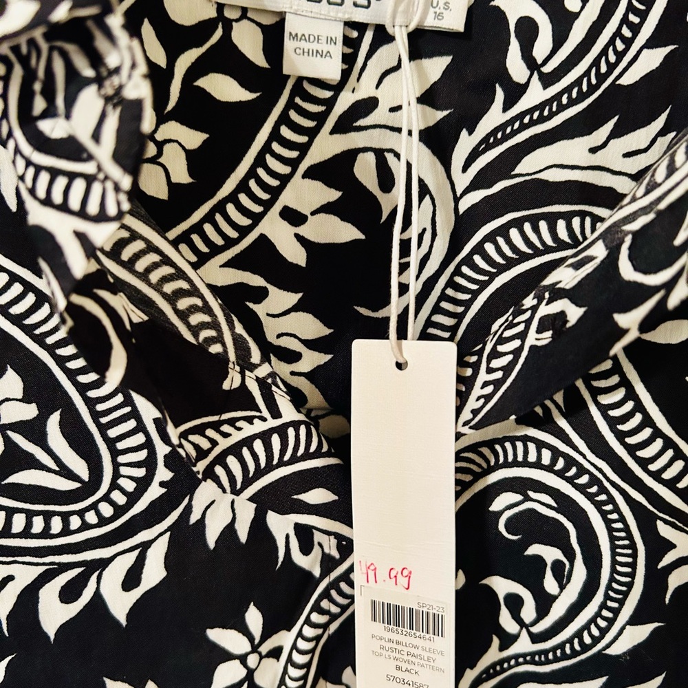 CHICOS Rustic Paisley Button Down - Picture 3 of 4